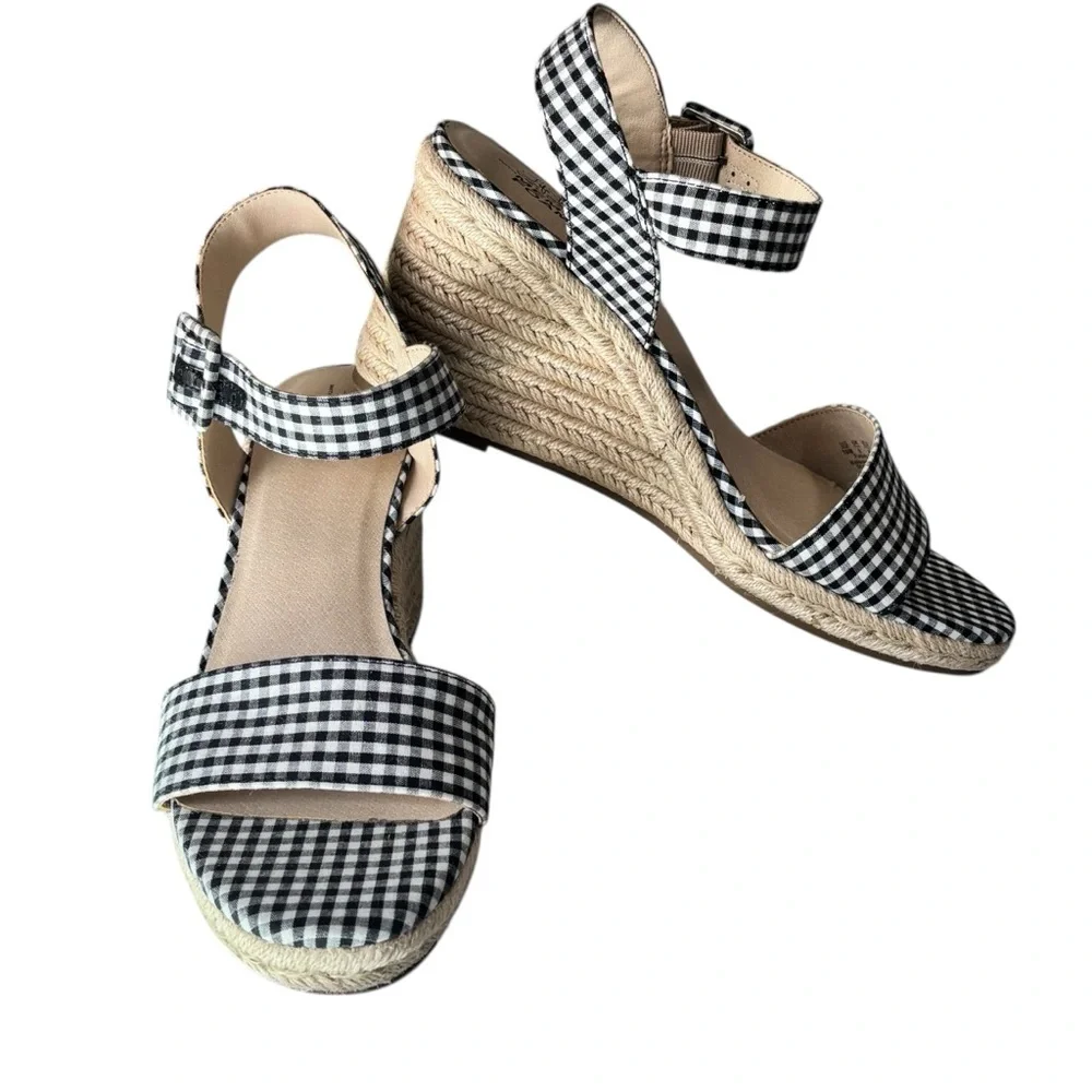 LIFESTRIDE - TANGO - SZ 10 CRISP BLACK & WHITE CHECK ESPADRILLE WEDGE SANDAL‎ S5